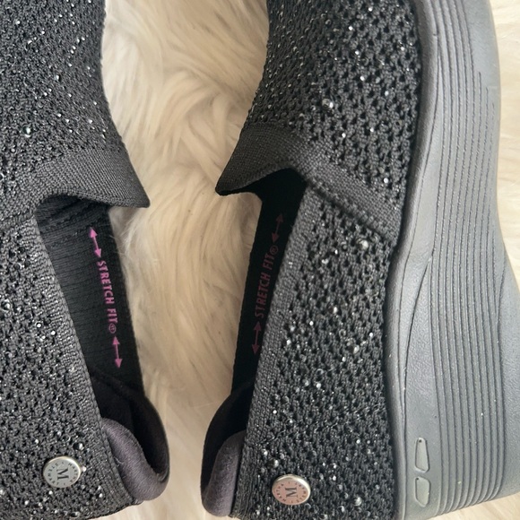 Skechers Black Flats with Sparkly Texture - Picture 14 of 16